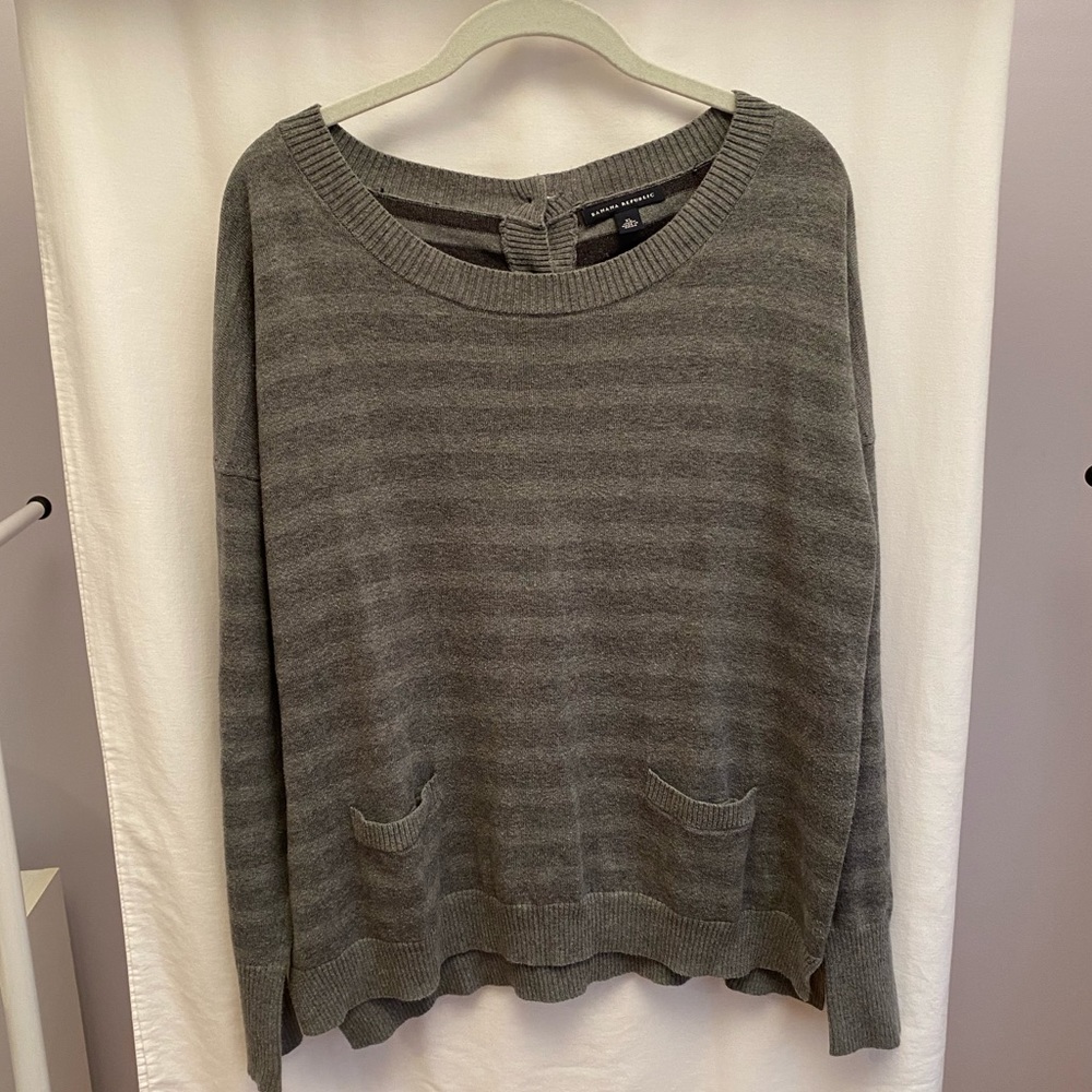Banana Republic grey striped sweater size XL